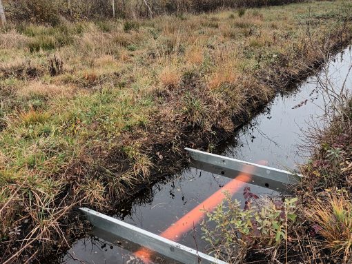 Zapornice za jarke. Foto Nina Erbida