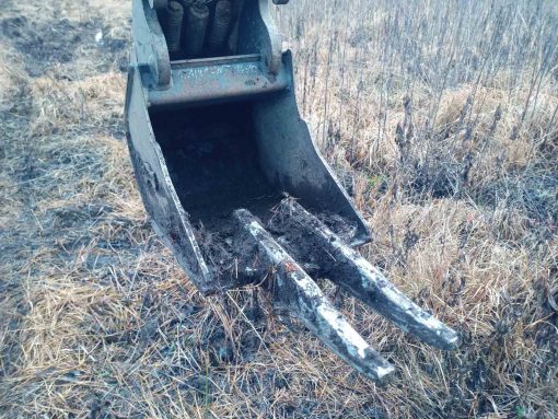 Poseben nastavek zagotavlja čim manjši vpliv na okoliško travninje. Foto Tina Porenta